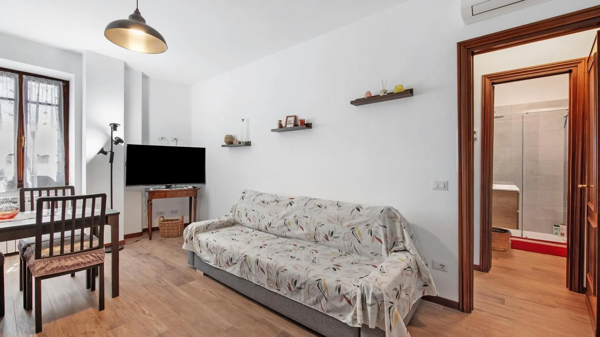Appartement Madernina In The Heart Of Town à Toscolano Maderno 0*,